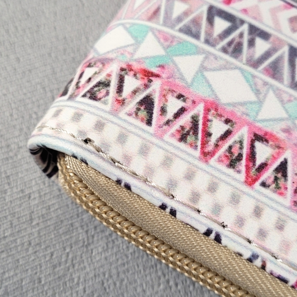 Patterned Zip-Around Wallet - Picture 12 of 16
